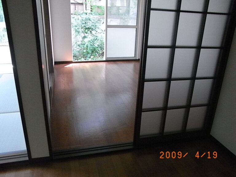 ファミール長崎 102