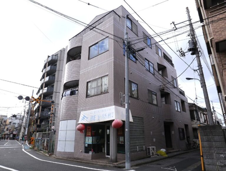 ビュハイツ十条 101